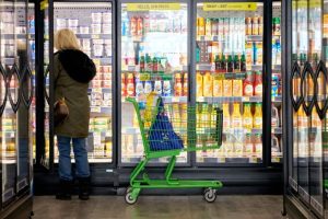 Why Life in America Is Getting Harder for Ordinary People 1