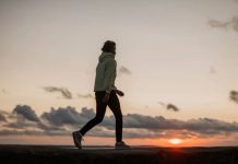 Long walks linked to improved heart health and longevity 10.28 4