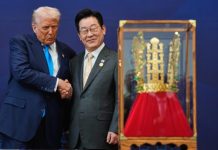 US will share tech to let South Korea build a nuclear-powered submarine, Trump says 10.30 2