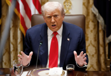 Trump threatens Democrats during government shutdown 7604984305573