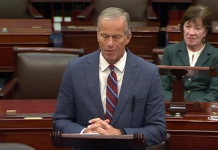 Duffy warns of ‘massively more disruption’ in air travel if shutdown extends to weekend 20251112144336