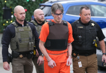 Indiana homeowner charged with manslaughter for shooting cleaning worker who went to the wrong address 企业微信截图 17639519368980