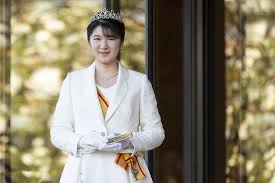 Princess Aiko's popularity fuels calls for legal reforms in Japan, with the public urging the removal of male-only inheritance restrictions. 企业微信截图 17645773963052