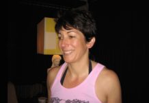 Public release of Epstein records puts Maxwell under fresh scrutiny amid her claims of innocence 屏幕截图 2025 12 25 144321