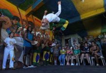 Rio’s favelas become hot tourist destination as visitors seek cultural immersion 下载 (2)